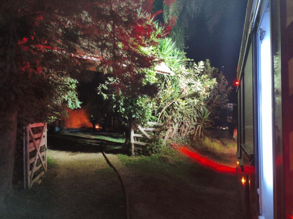 Campanha para ajudar família após incêndio mobiliza comunidade